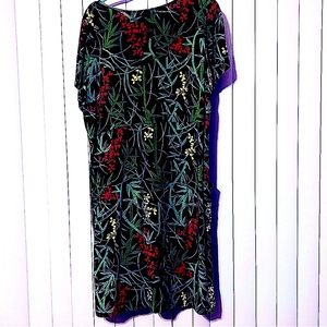 Beautiful bamboo with details on pockets and button